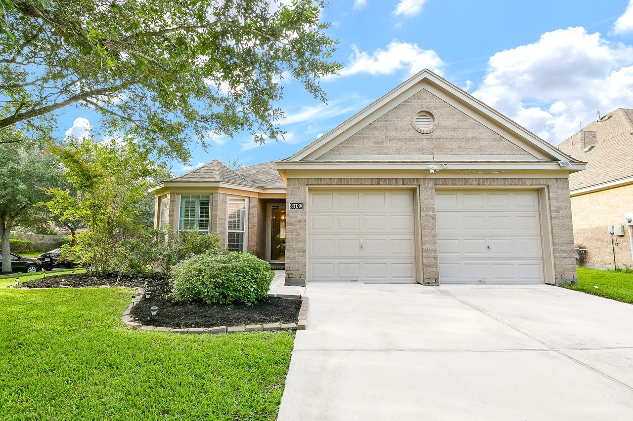 Richmond, TX 77407 | 3 beds| 2 baths| $290,000